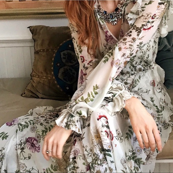 Pastel Bib Necklace - Picture 3 of 9